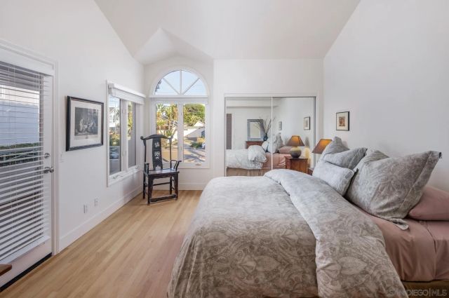 538 4th St, Encinitas, CA 92024