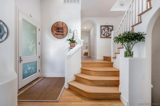 538 4th St, Encinitas, CA 92024