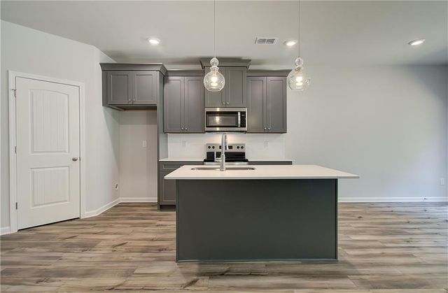 86 Hydrangea Circle, Fairburn, GA 30213