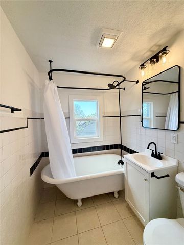 509 E Thornton Avenue, Des Moines, IA 50315