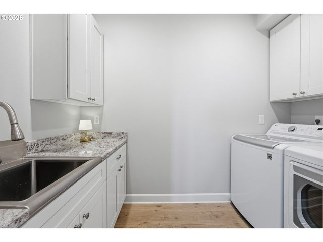 2870 Nw MT ASHLAND Ln, Mc Minnville, OR 97128