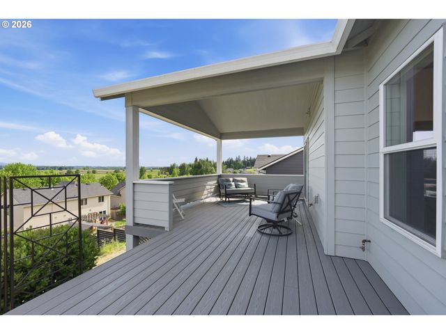 2870 Nw MT ASHLAND Ln, Mc Minnville, OR 97128
