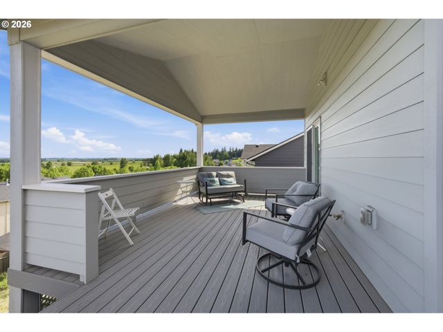 2870 Nw MT ASHLAND Ln, Mc Minnville, OR 97128