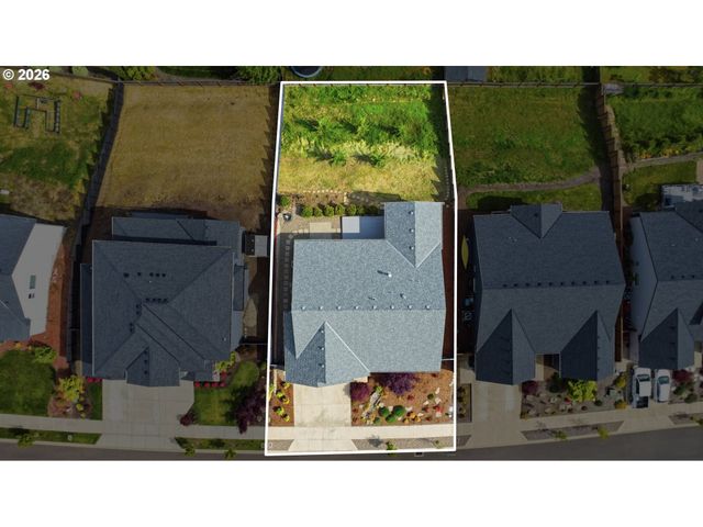 2870 Nw MT ASHLAND Ln, Mc Minnville, OR 97128