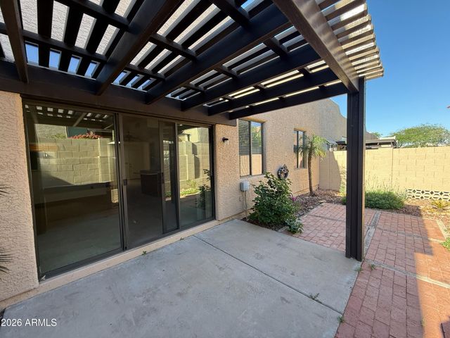 11766 E Becker Lane, Scottsdale, AZ 85259