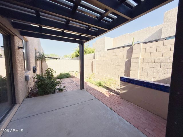 11766 E Becker Lane, Scottsdale, AZ 85259