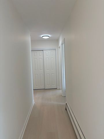 8923 Knight Avenue 312, Des Plaines, IL 60016