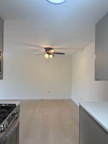 8923 Knight Avenue 312, Des Plaines, IL 60016