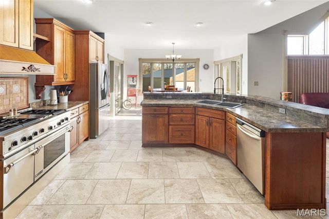 339 Sandpiper Lane, Grafton, IL 62037