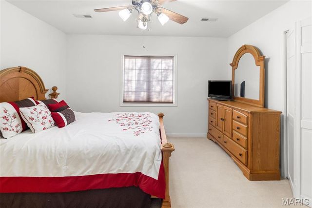 339 Sandpiper Lane, Grafton, IL 62037