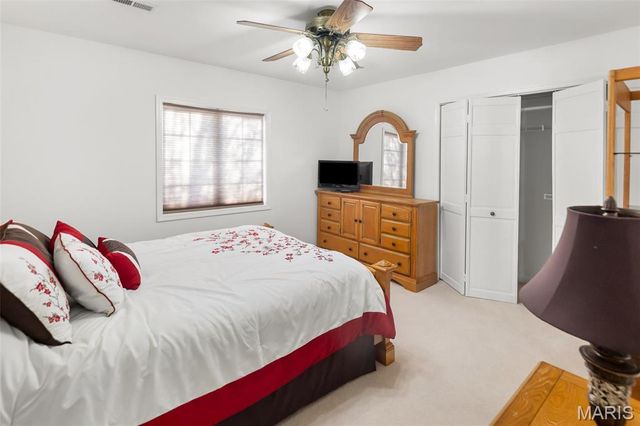 339 Sandpiper Lane, Grafton, IL 62037