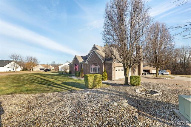 339 Sandpiper Lane, Grafton, IL 62037