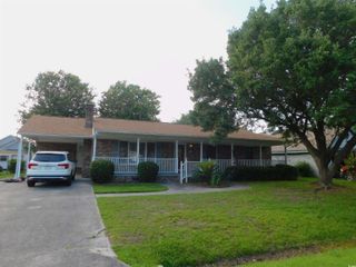 11 Pierce Pl, Surfside Beach, SC 29575
