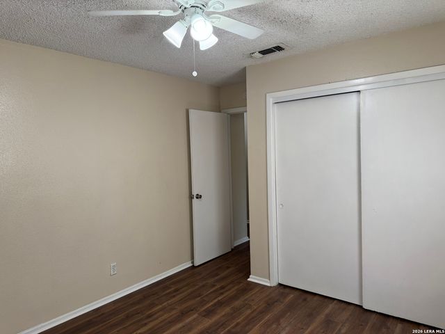 6919 MOON LAKE DR, San Antonio, TX 78244