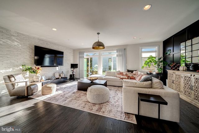 1312 WHITE FELDSPAR TER SE, Leesburg, VA 20175