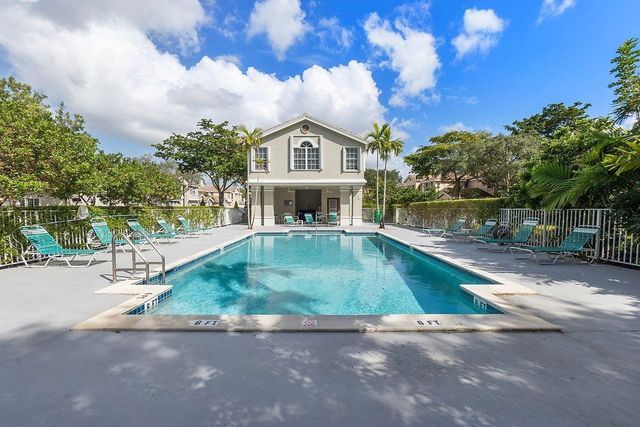 12342 NW 10th Drive D-9, Coral Springs, FL 33071