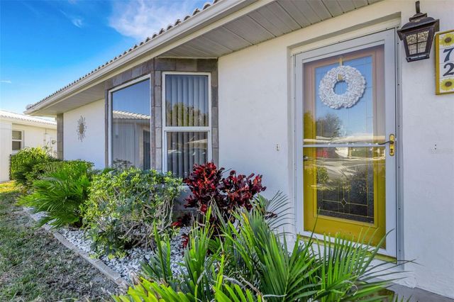 72 CIRCLEWOOD DRIVE A2-7, Venice, FL 34293