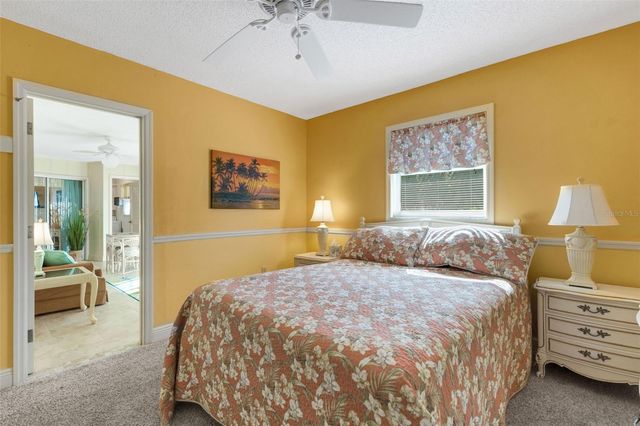 72 CIRCLEWOOD DRIVE A2-7, Venice, FL 34293