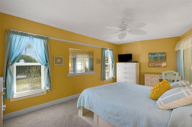 72 CIRCLEWOOD DRIVE A2-7, Venice, FL 34293