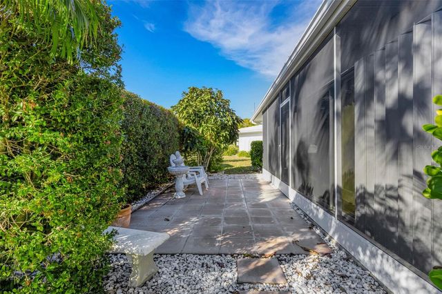 72 CIRCLEWOOD DRIVE A2-7, Venice, FL 34293