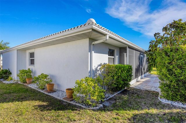 72 CIRCLEWOOD DRIVE A2-7, Venice, FL 34293
