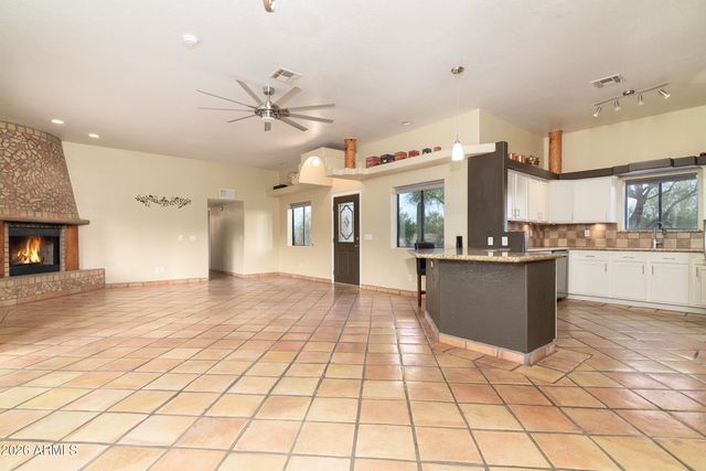 9822 E Palermo Avenue, Gold Canyon, AZ 85118