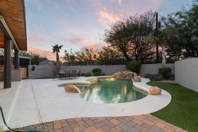 9822 E Palermo Avenue, Gold Canyon, AZ 85118