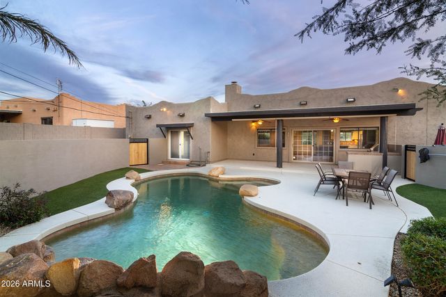 9822 E Palermo Avenue, Gold Canyon, AZ 85118