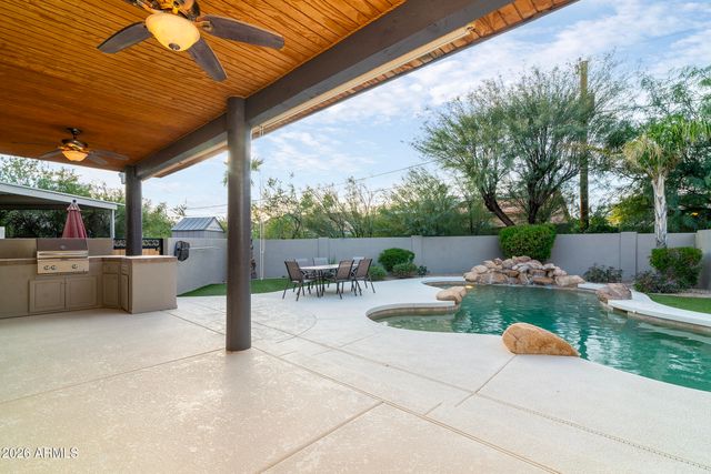 9822 E Palermo Avenue, Gold Canyon, AZ 85118