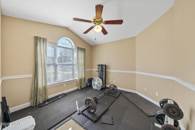 1609 Inverness Road, Lynn Haven, FL 32444