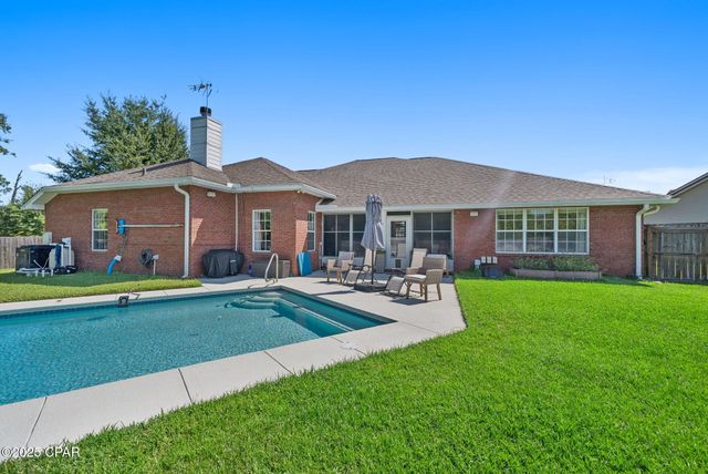 1609 Inverness Road, Lynn Haven, FL 32444
