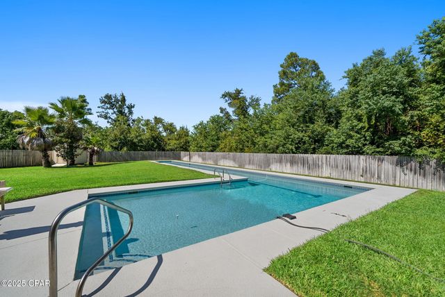 1609 Inverness Road, Lynn Haven, FL 32444