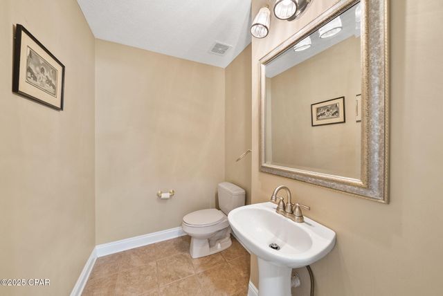1609 Inverness Road, Lynn Haven, FL 32444