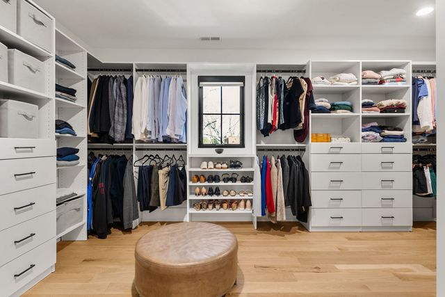 835 S Ashland Avenue, La Grange, IL 60525