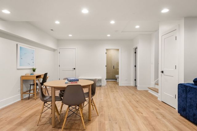 835 S Ashland Avenue, La Grange, IL 60525