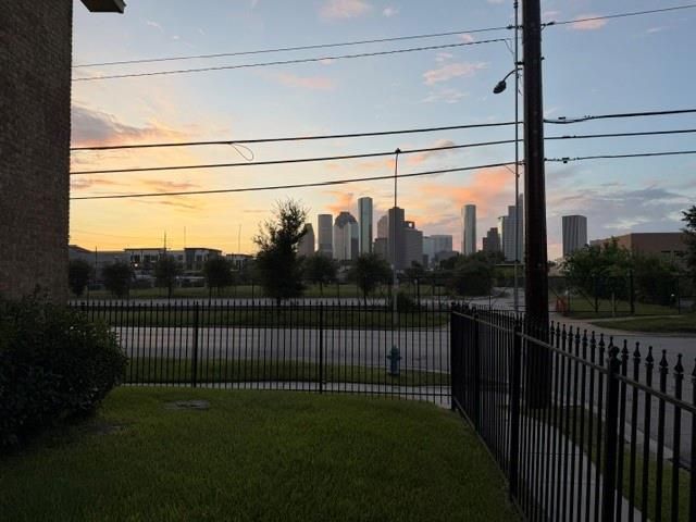302 W Saulnier Street 2, Houston, TX 77019