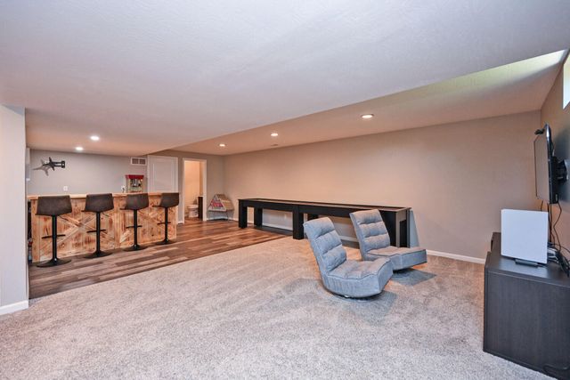 10214 Highmeadow Lane, Independence, KY 41051