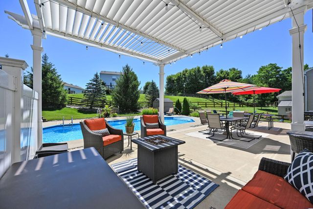 10214 Highmeadow Lane, Independence, KY 41051