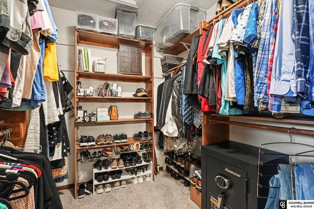 11414 S 43rd Street, Bellevue, NE 68123