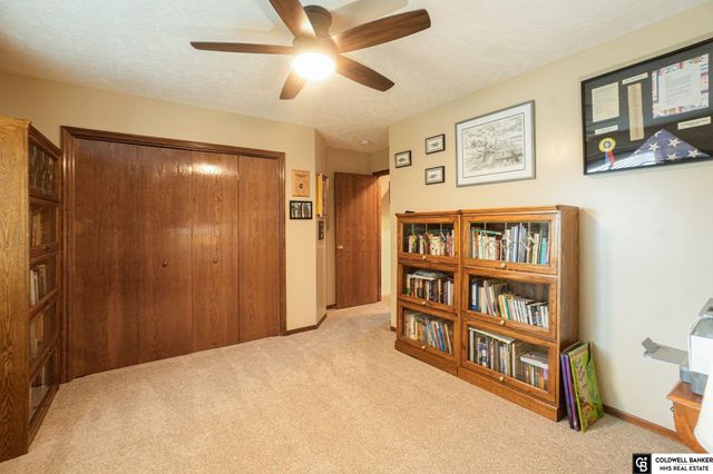 11414 S 43rd Street, Bellevue, NE 68123