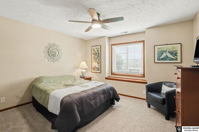 11414 S 43rd Street, Bellevue, NE 68123
