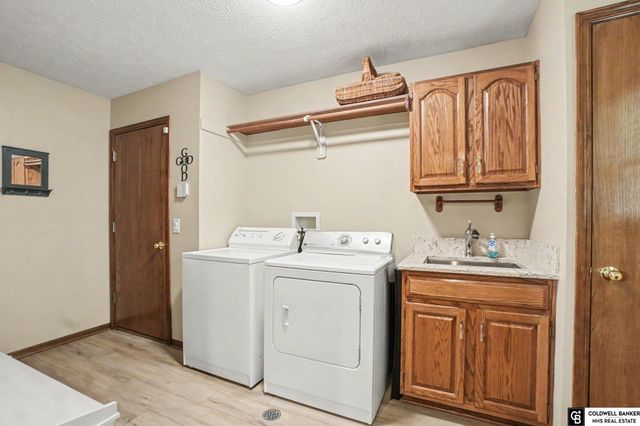11414 S 43rd Street, Bellevue, NE 68123