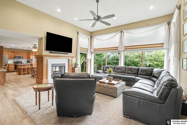 11414 S 43rd Street, Bellevue, NE 68123