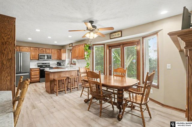 11414 S 43rd Street, Bellevue, NE 68123
