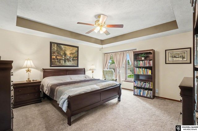 11414 S 43rd Street, Bellevue, NE 68123
