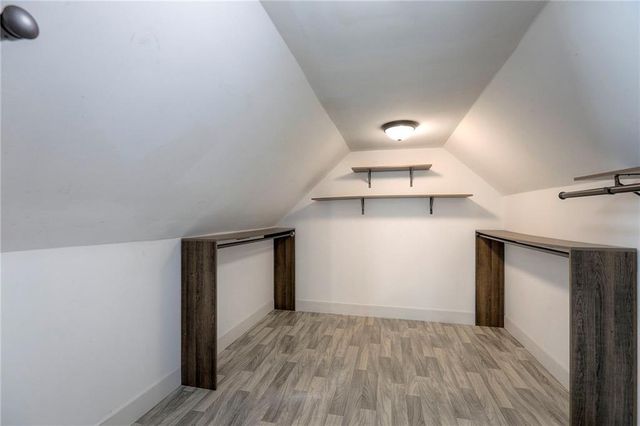 8025 W 93rd Street, Overland Park, KS 66212