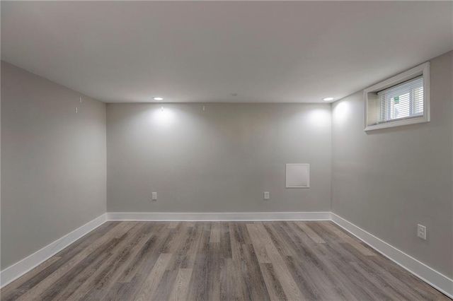 8025 W 93rd Street, Overland Park, KS 66212