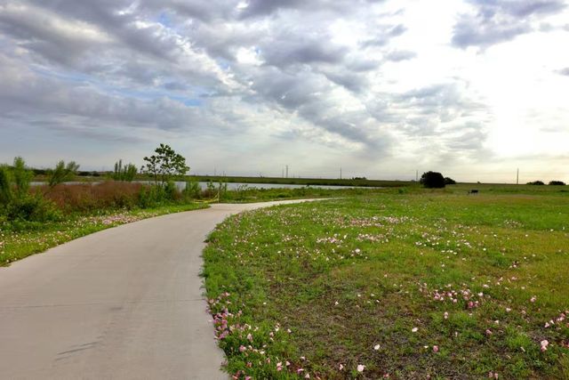 217 Turnbuckle BND, Leander, TX 78641