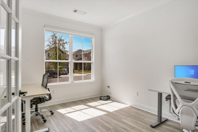 217 Turnbuckle BND, Leander, TX 78641