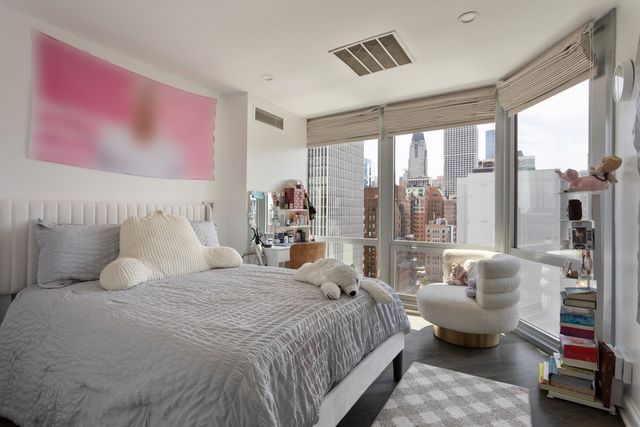 21 W Goethe Street 18GH, Chicago, IL 60610